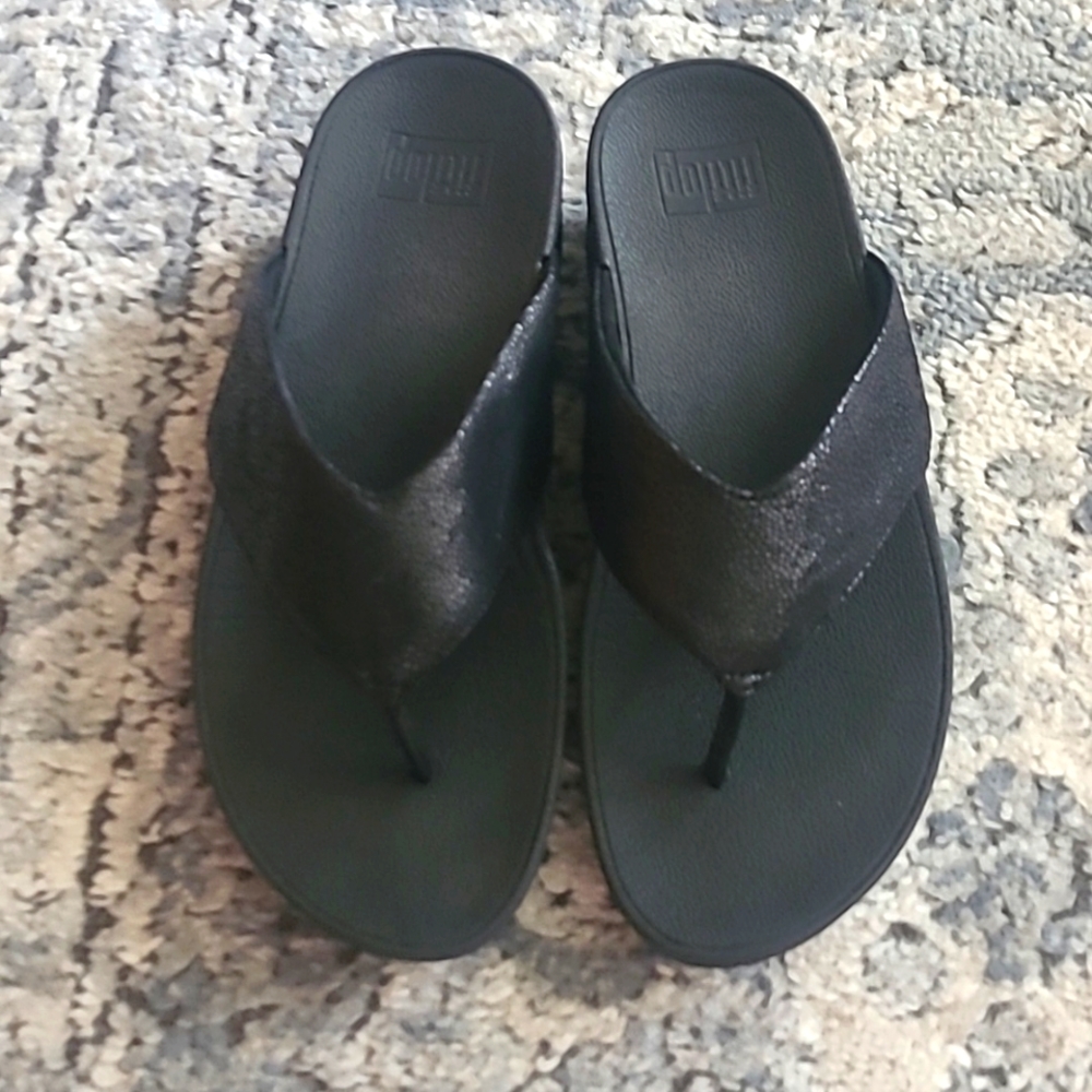 FitFlop Black Leather Thong FlipFlop